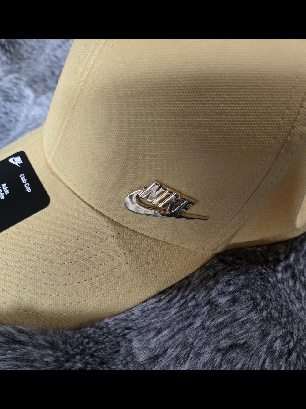 Nike Men's Gold Swoosh Cap - Yellow